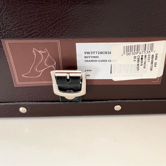 Brand NEW couture designer Alaïa black suede stiletto booties, size 35.5 - Picture 10 of 10